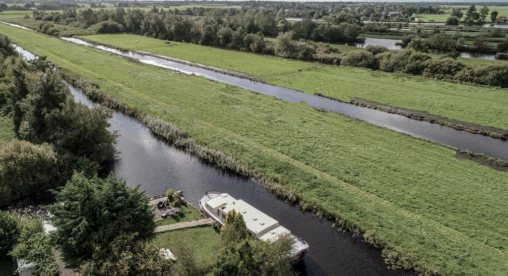 Houseboat Vinkeveen 호텔 외부 사진