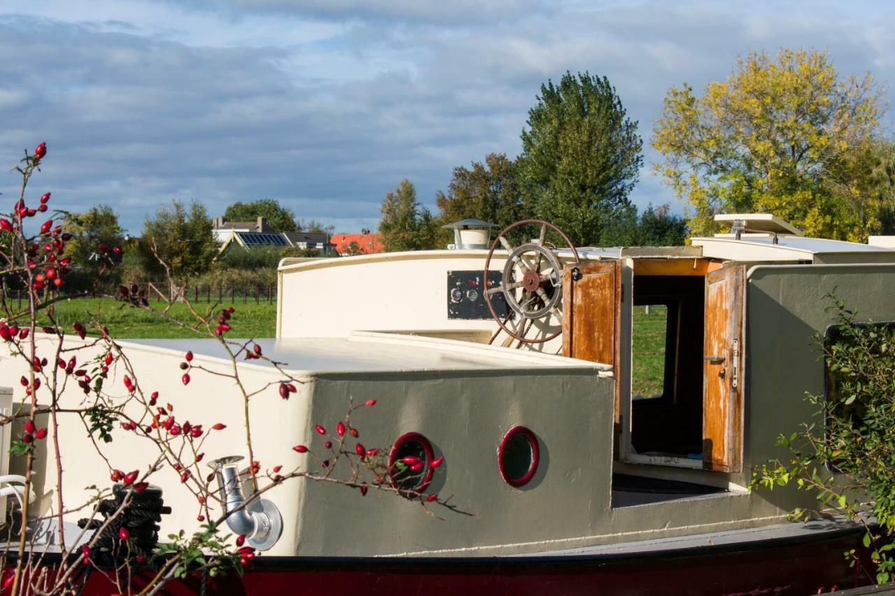 Houseboat Vinkeveen 호텔 외부 사진