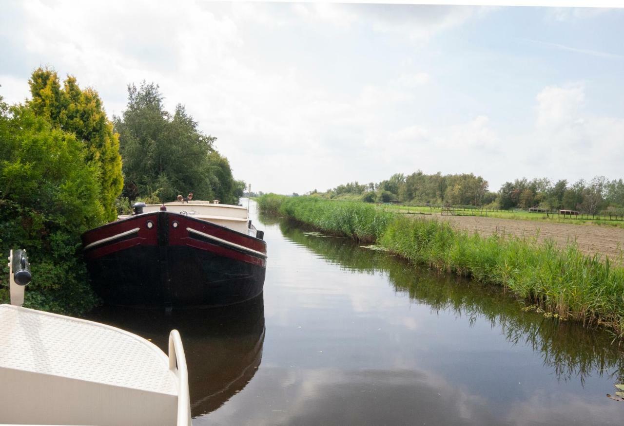 Houseboat Vinkeveen 호텔 외부 사진