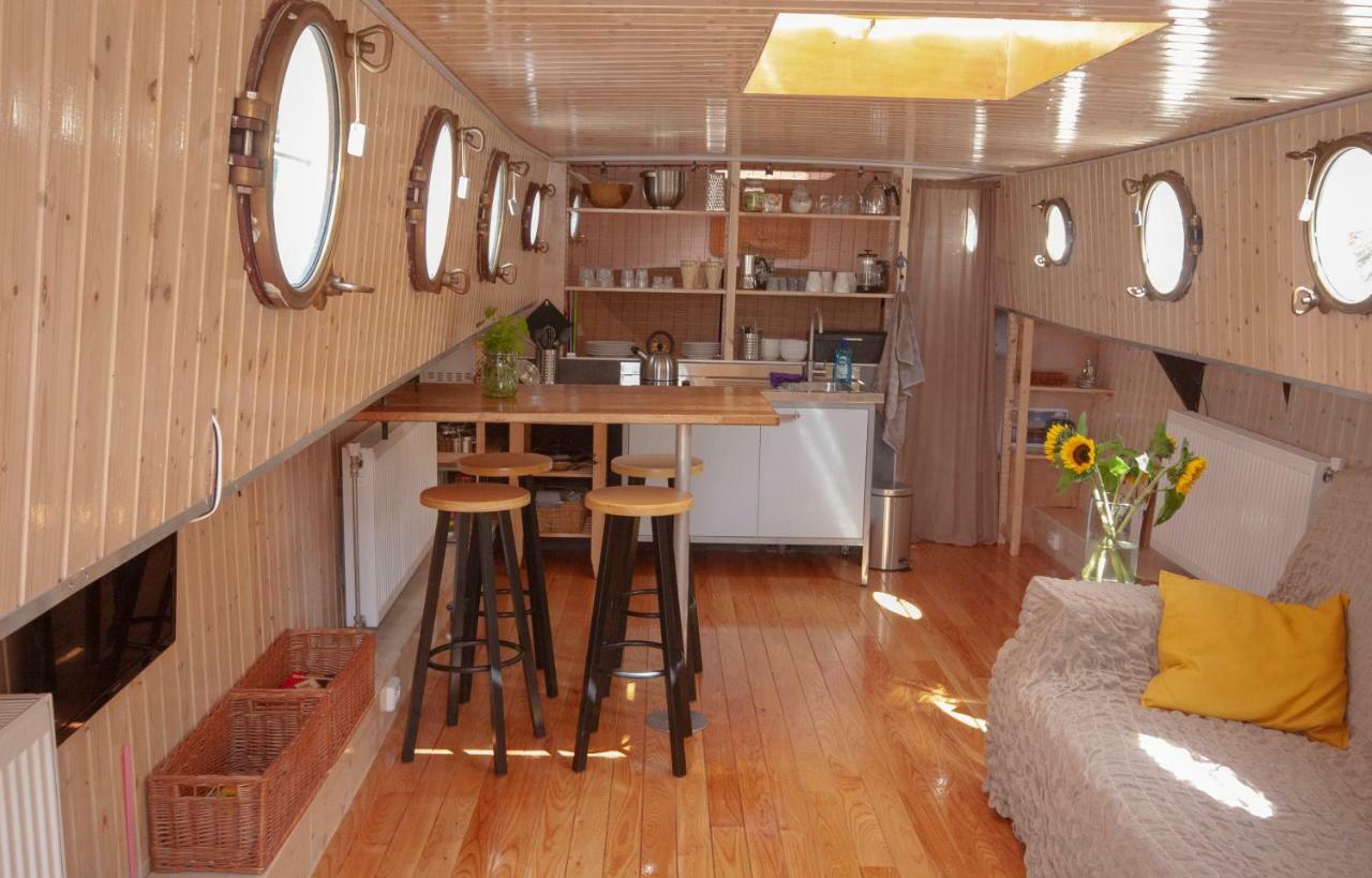 Houseboat Vinkeveen 호텔 외부 사진